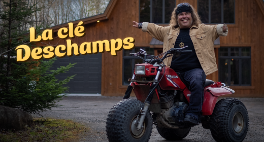 Martin Deschamps sur une moto trois roues.